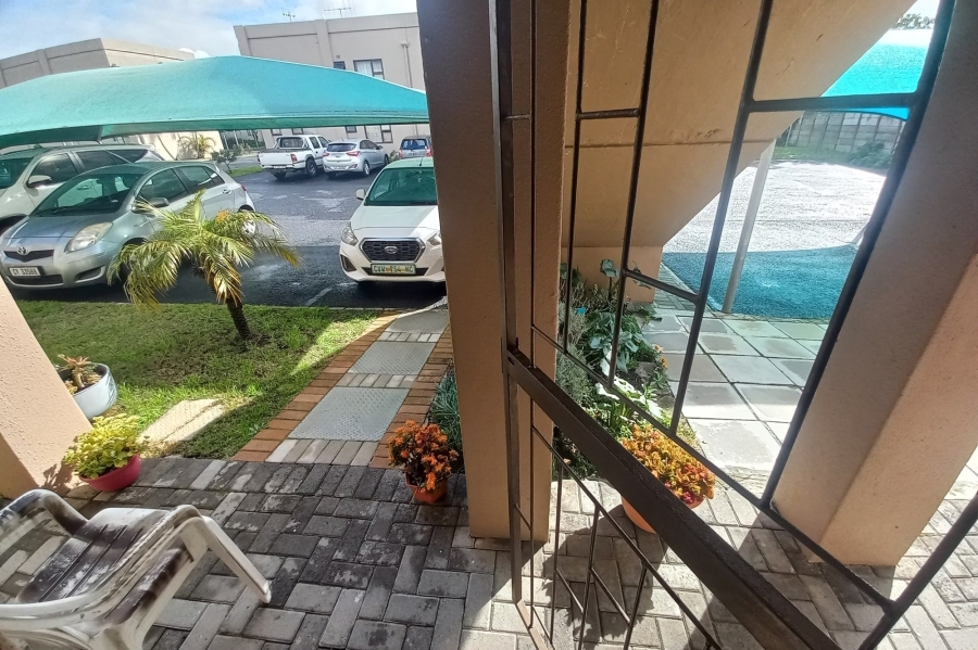 2 Bedroom Property for Sale in Groenvallei Western Cape